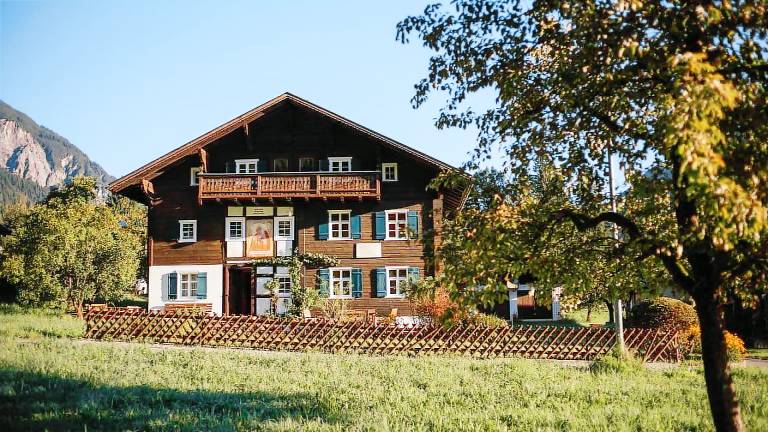 Ferienwohnung mit Hund in Vandans für max. 15 Personen Ferienwohnung mit Hund in Vandans für max. 15 Personen