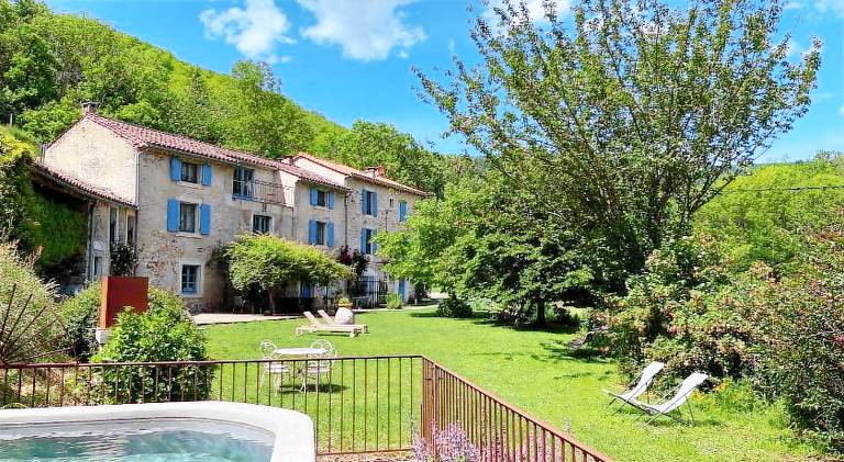 Nabat le Haut, chambre et table d'hotes in Castres