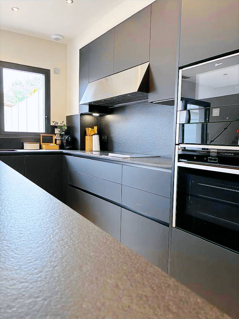 Fully equipped gite with yard, private pool & patio | Next to the beach | Pet-friendly — photo 3