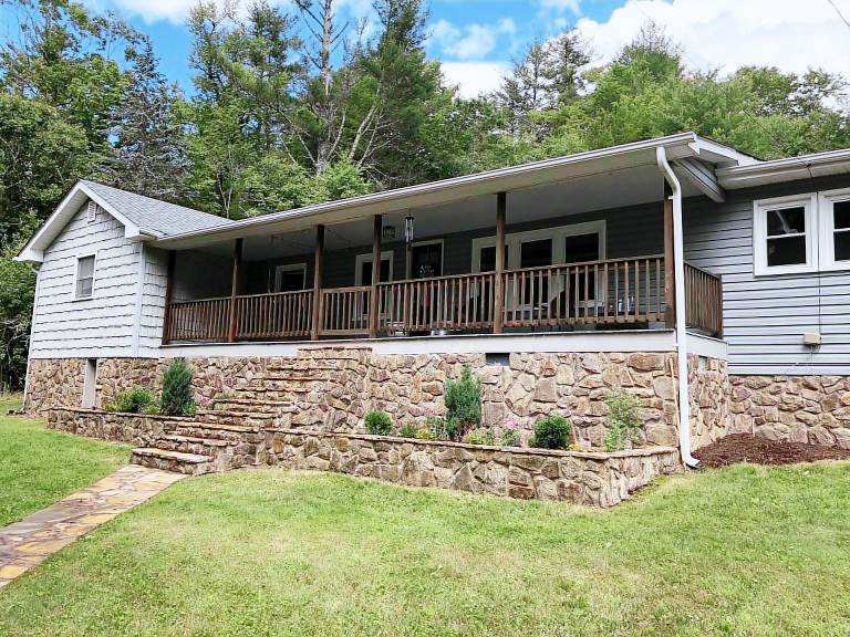 House  Jonas Ridge