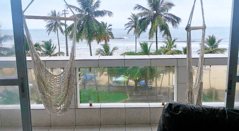 Holiday apartment with patio & yard | Next to the beach | Pet-friendly — photo 4