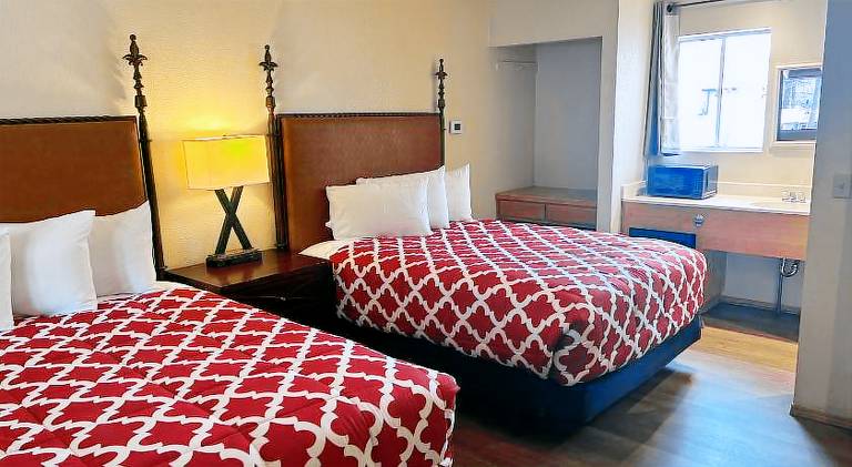 Snow Bear Lodge in Big Bear Lake, CA