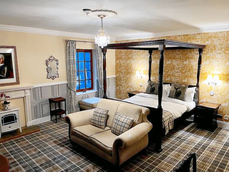 Bed and breakfast  Balnain