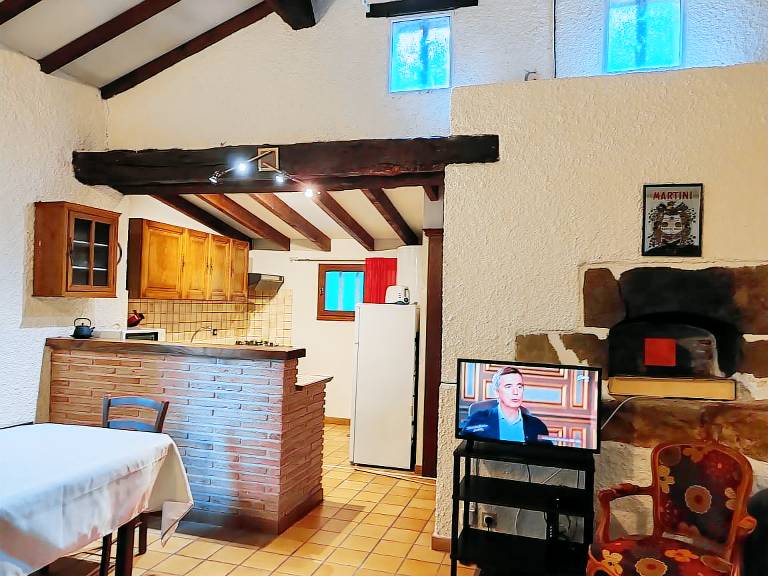 Family-friendly wonderful gite with terrace, barbeque & garden | Panoramic view | Dogs allowed — photo 3