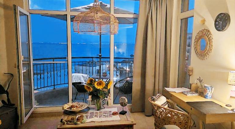 Holiday apartment with pool — photo 2