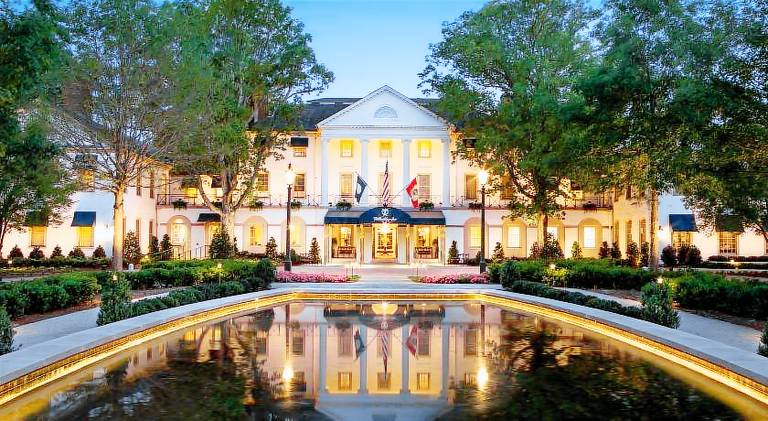 Williamsburg Inn, an official Colonial Williamsburg Hotel — photo 2
