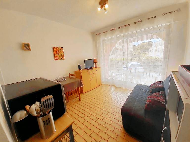 Cozy Studio with Parking Near Thau Lagoon and Thermal Baths — photo 4