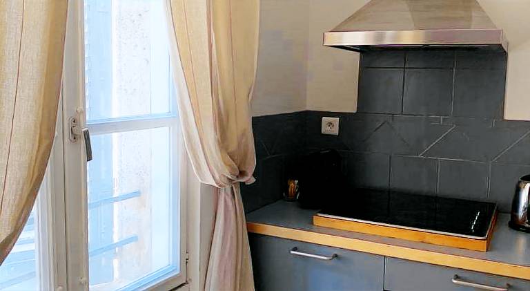 Holiday apartment | Near Popes' Palace — photo 5