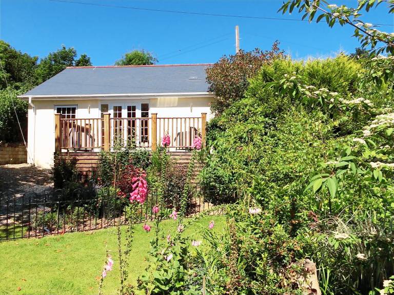 Children-friendly beautiful cottage | Beach view | Pets allowed — photo 2