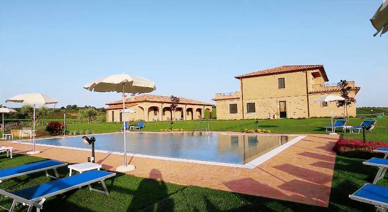 Farm with patio, yard & pool — photo 2