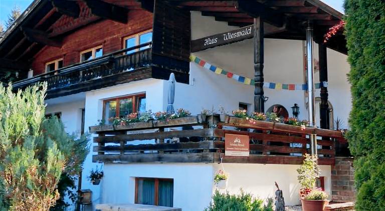 Apartment with terrace & garden in Ehrwald