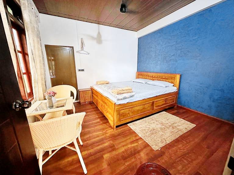 House  Lumsohpetbneng Lawnongthroh