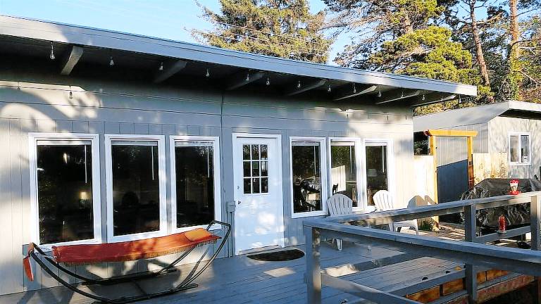 Cottage Seal Rock