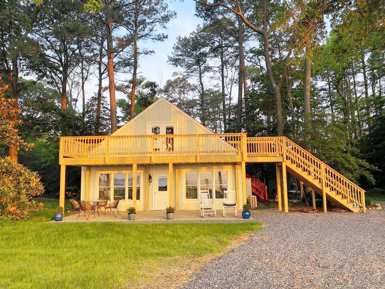 Cabin Reedville