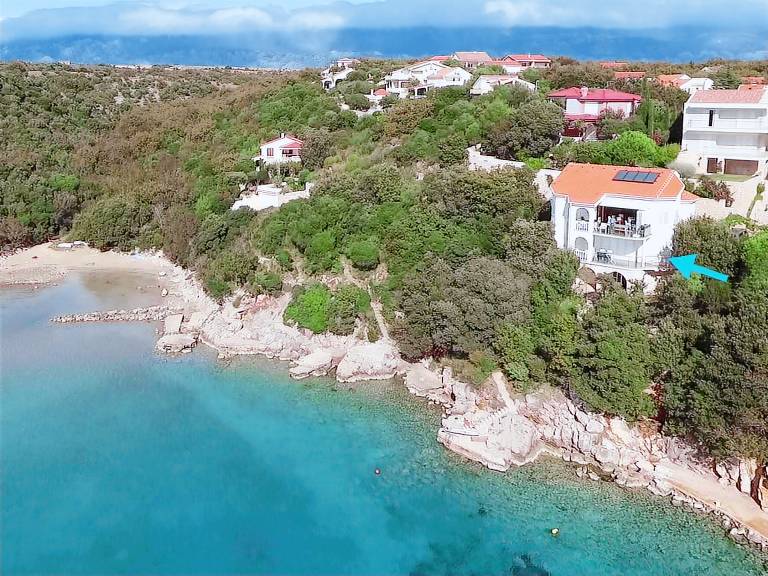 Rental apartment with 2 rooms for 8 persons in Senj