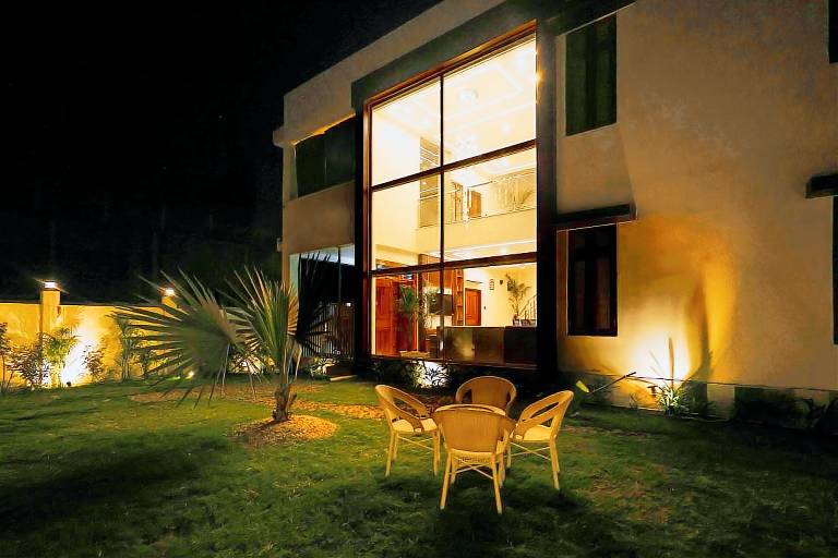 The Wayne Manor - Luxury 6BHK Villa with Lawn — photo 5