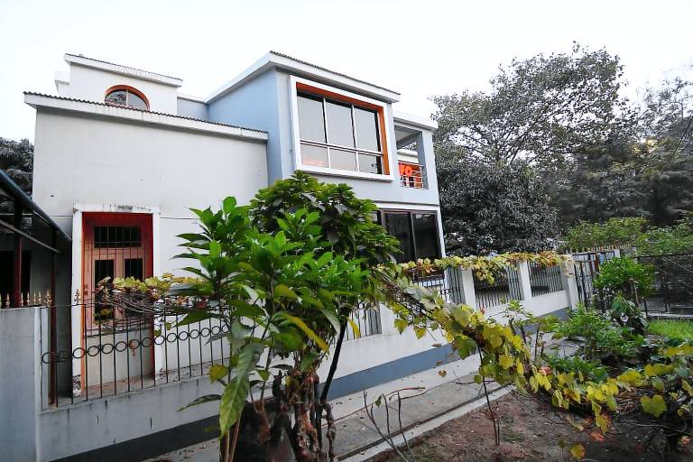 OYO Retro Residency