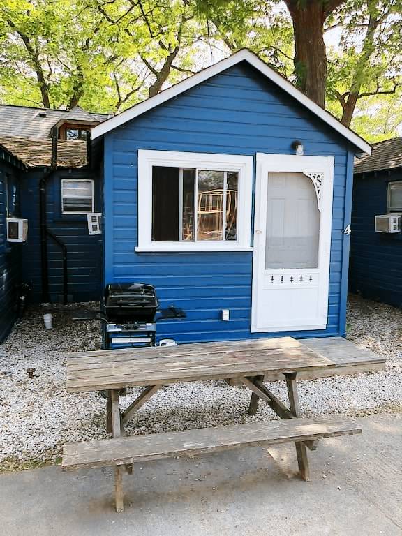 Cabin Wasaga Beach