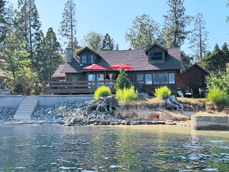 Cabin Bass Lake