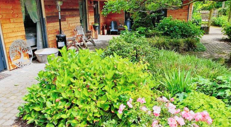 Lodge with barbeque, patio & yard in Turnhout