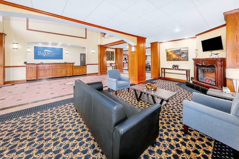 Baymont by Wyndham Pratt — photo 3