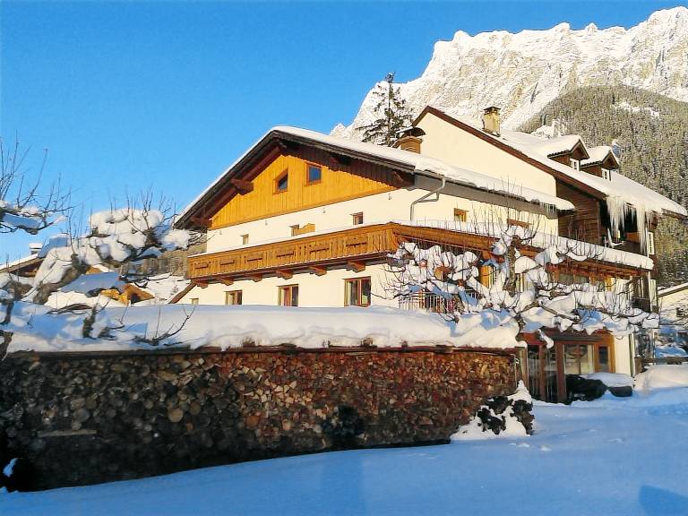 Ferienwohnung in Ehrwald für max. 4 Personen Ferienwohnung in Ehrwald für max. 4 Personen