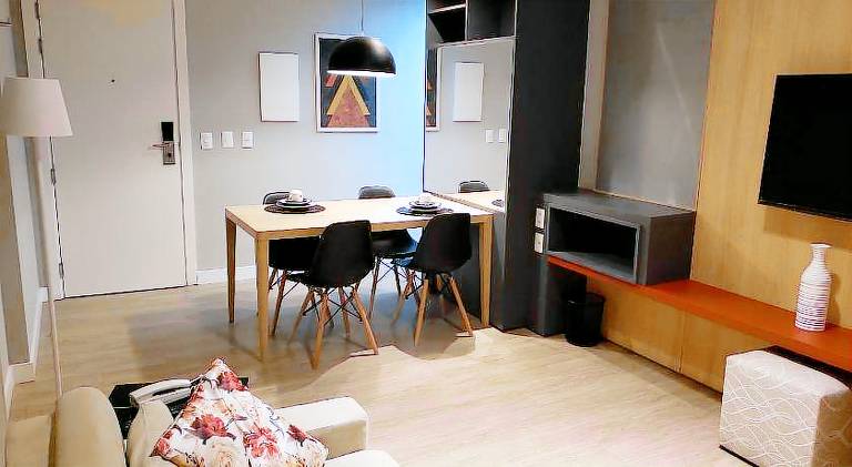 Charming serviced apartment with grill, sauna & private pool | Good for workation | Dogs allowed in Brotas