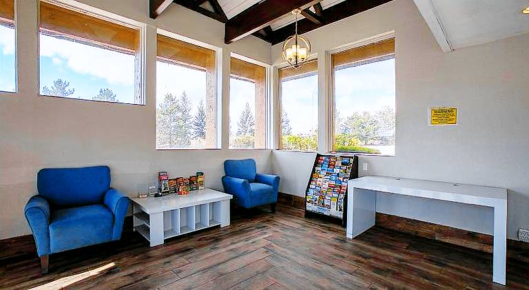 Hotel Aspen Flagstaff/ Grand Canyon InnSuites — photo 5