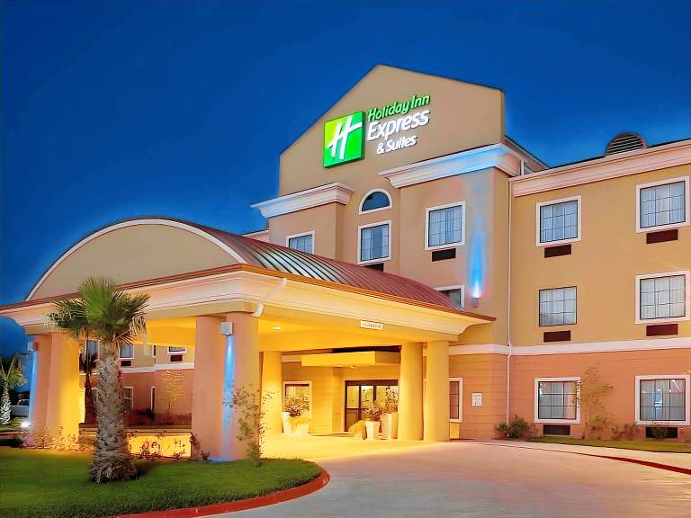Holiday Inn Express Hotel and Suites Kingsville By IHG in Kingsville, TX