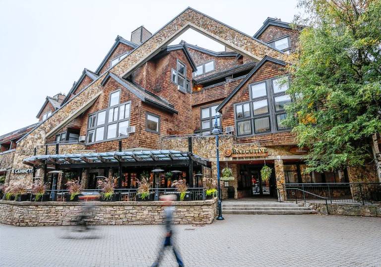 Executive Inn Whistler in Squamish, BC