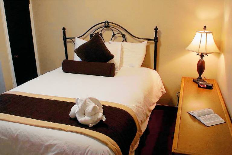Lodge  Cannon Beach