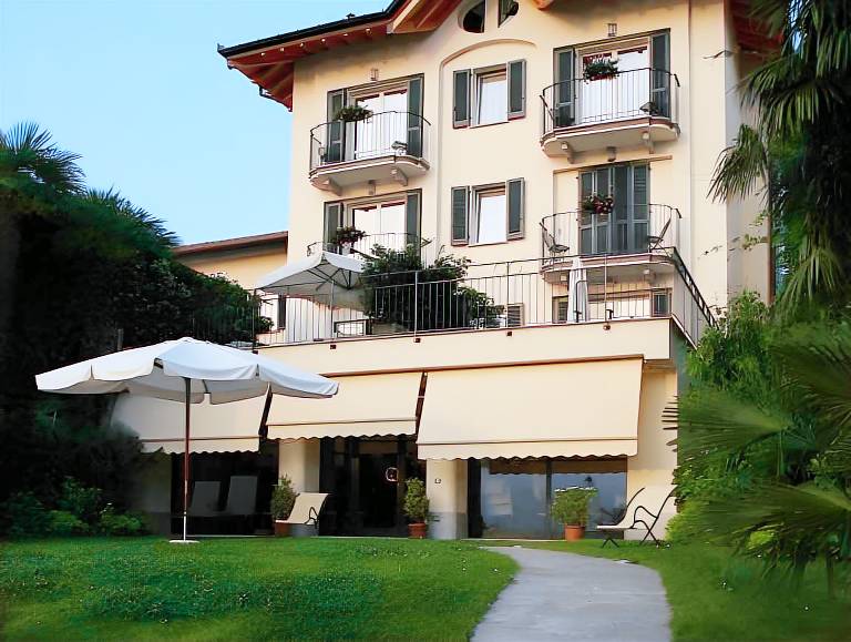 Hotel Belvedere Ranco in Arona