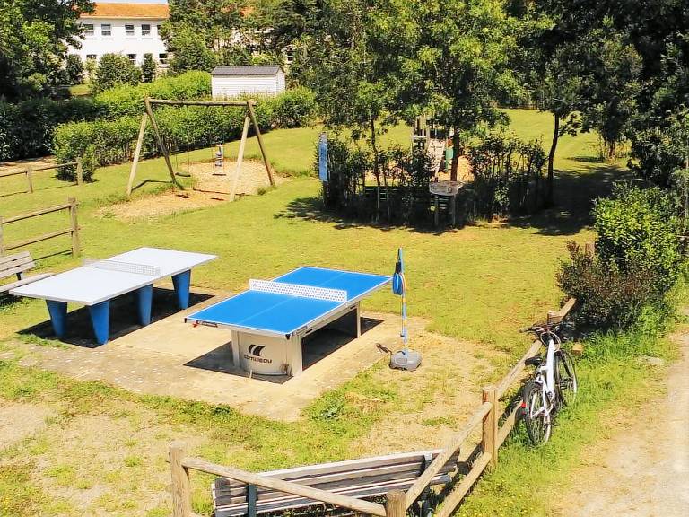 Mobile home with terrace & heated pool | Garden view — photo 2