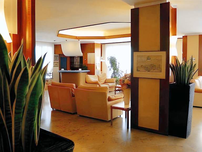 Hotel Esplanade — photo 4