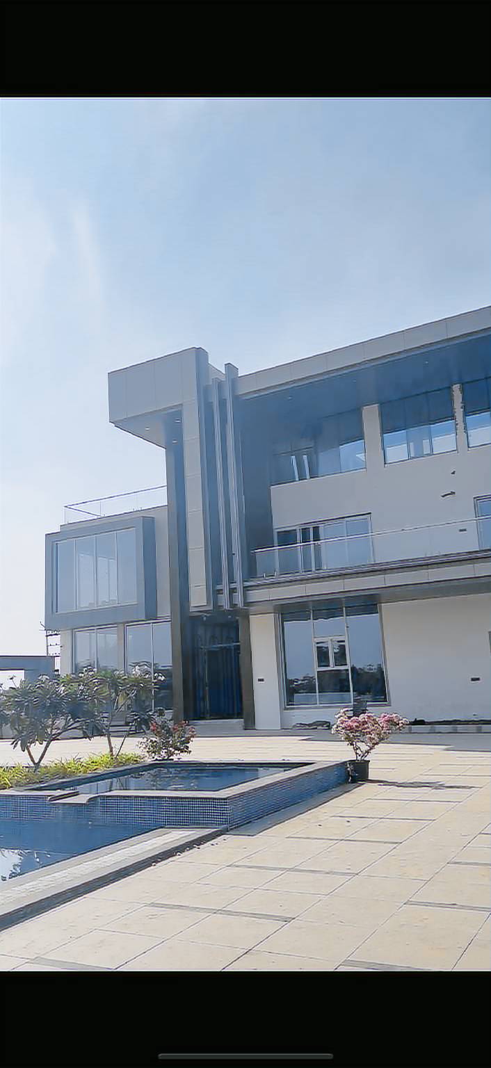 Big villa with patio & pool | Pets are welcome in Nagpur