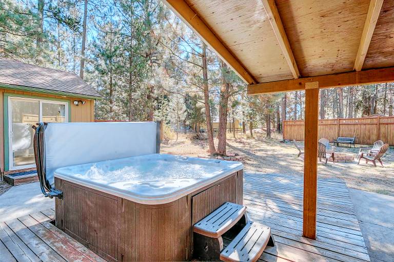 DRRH, Hot Tub, A/C, Dog Friendly, Fire Pit — photo 3