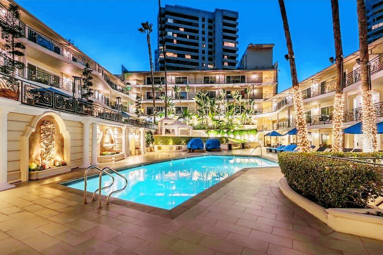 Beverly Hills Plaza Hotel & Spa