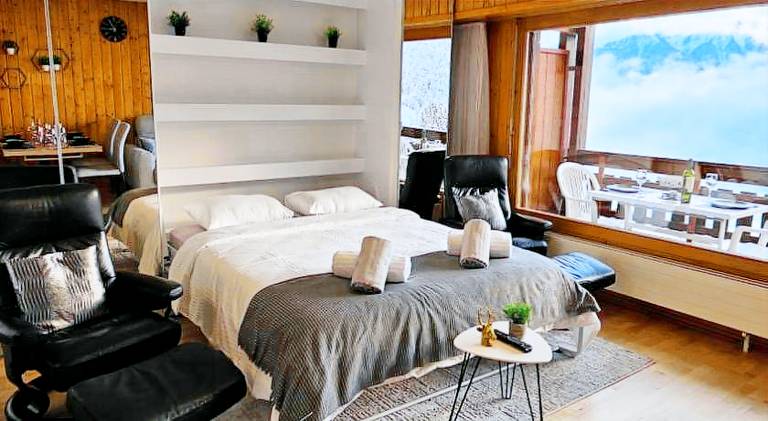 Charming serviced apartment with garden, hot tub & patio | Pet-friendly — photo 2