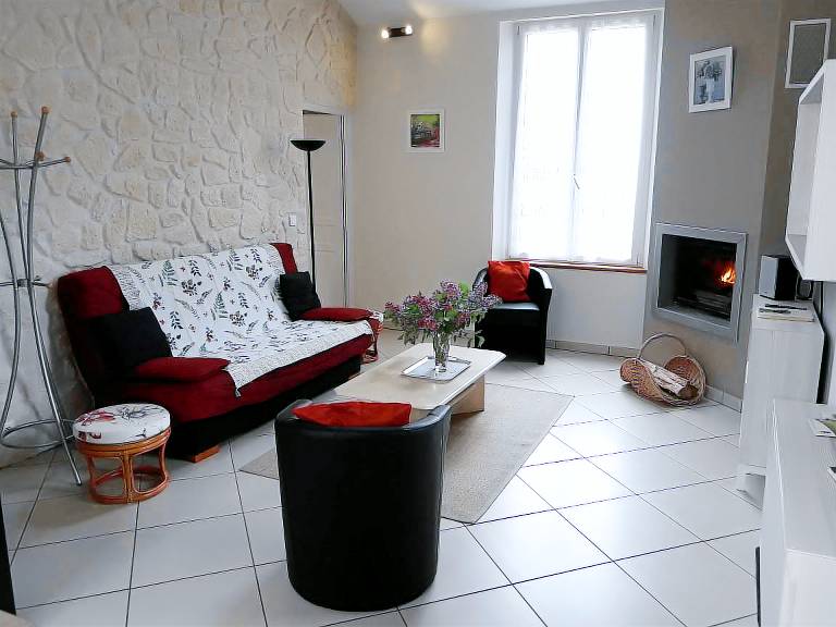 Gite with terrace & garden — photo 2