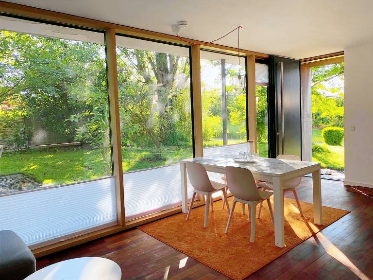 Holiday apartment with grill, garden & patio | Garden view in Tuebingen