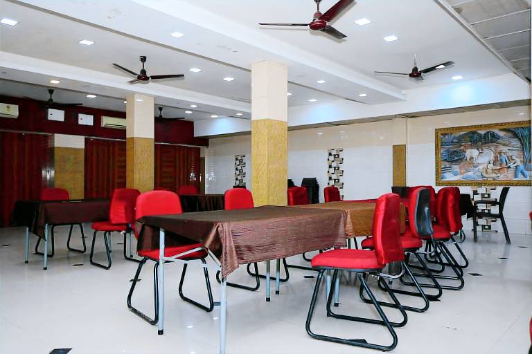 AP Palace Hotel Ayodhya in Ayodhya
