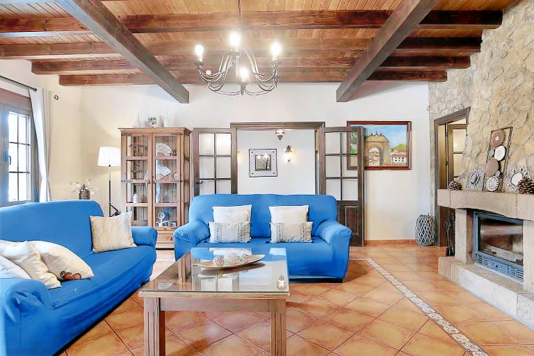 Villa 'Los Mellizos' with Private Pool, Wi-Fi and Air Conditioning — photo 4
