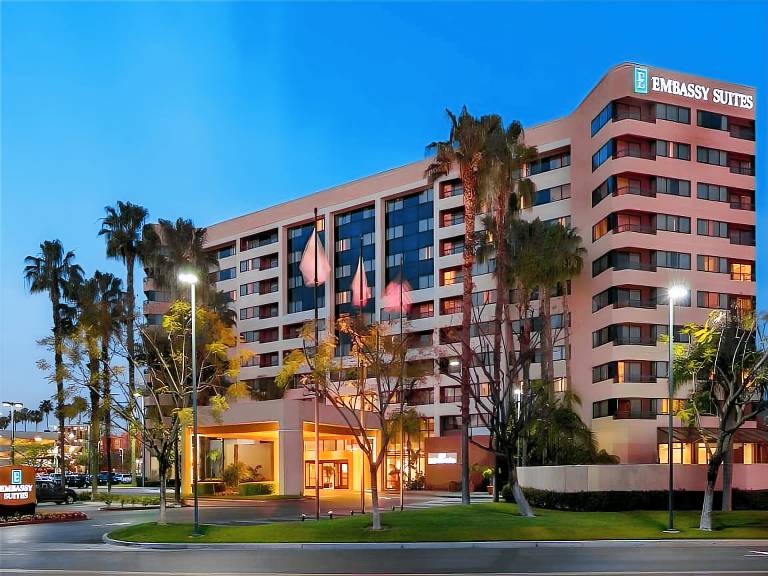 Embassy Suites by Hilton Anaheim Orange — photo 4