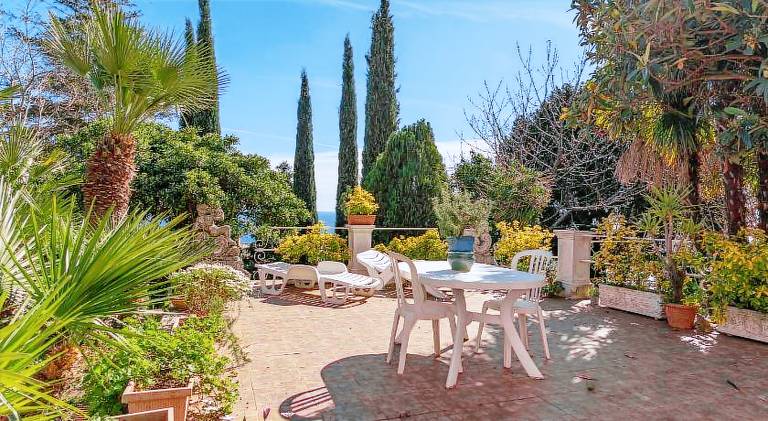 Rental apartment with pool — photo 3