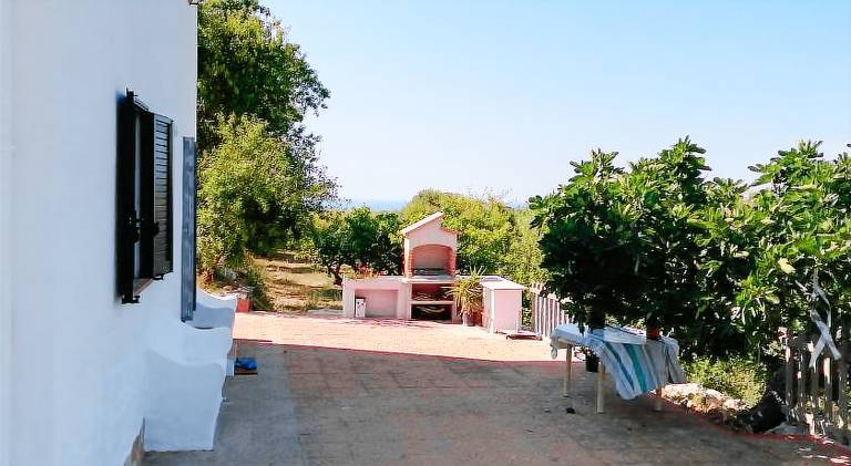 House with 2 rooms for 6 persons — photo 3
