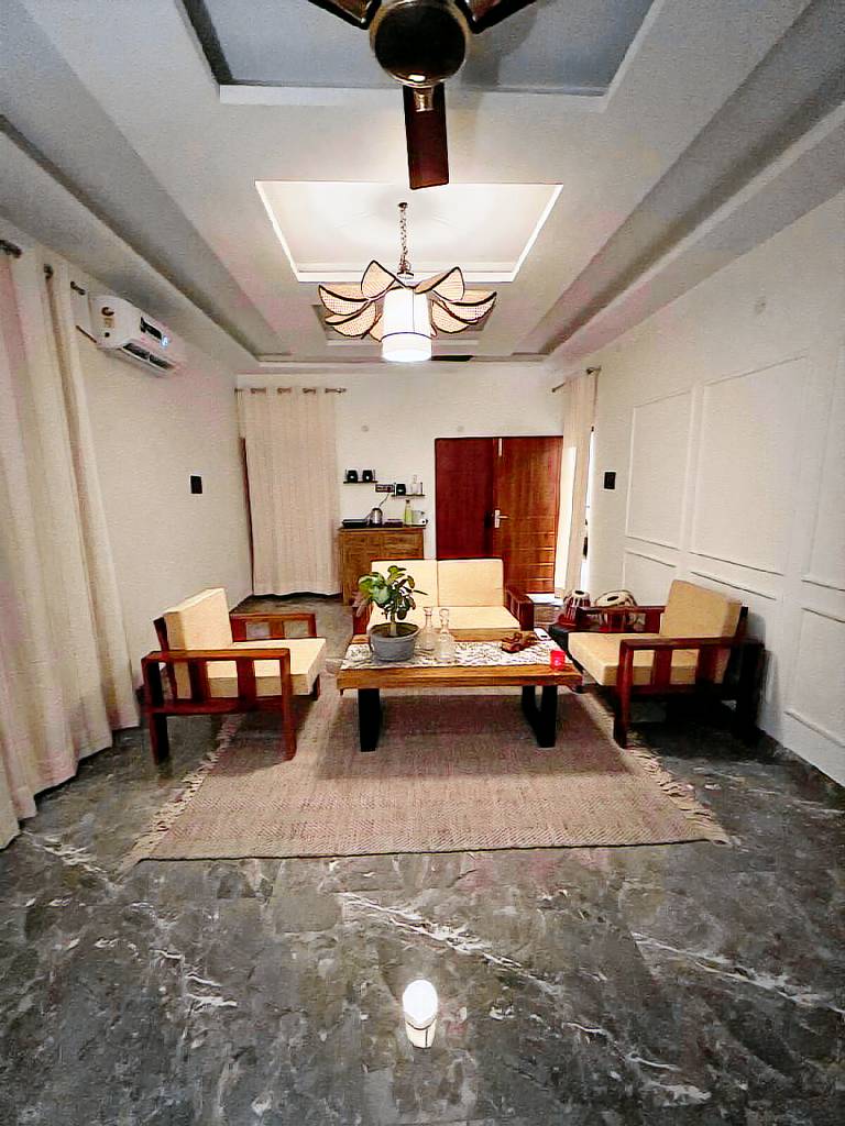 Rental apartment with yard — photo 4