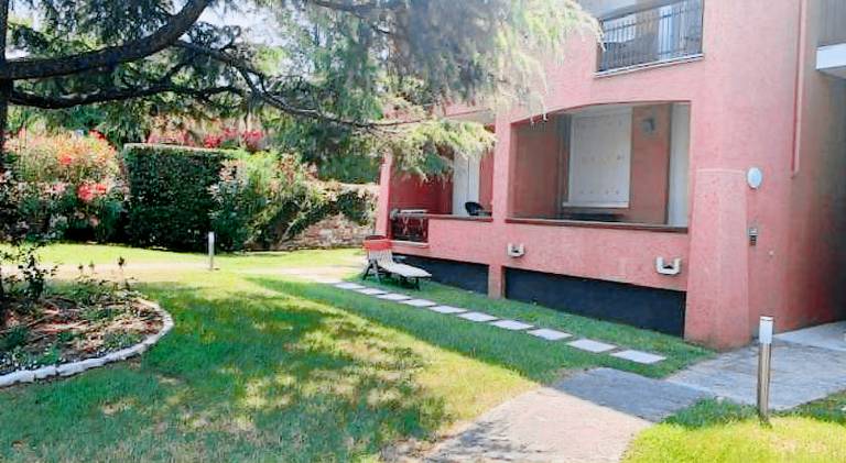 Rental apartment with pool — photo 4