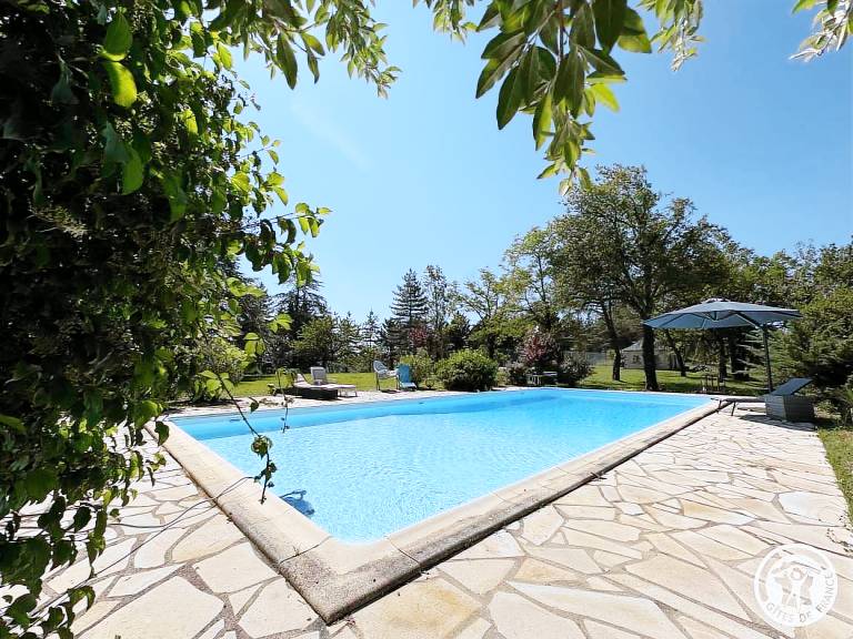 Gite with garden, BBQ & heated pool — photo 3