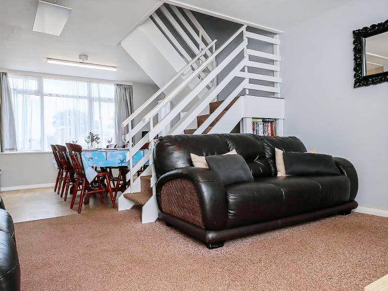 Family-friendly charming cottage | Beach view | Pets allowed — photo 4