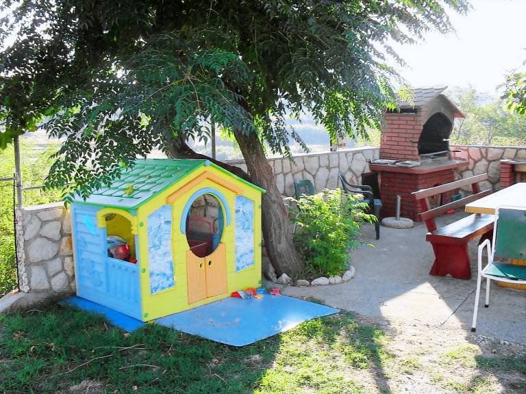 Holiday apartment with garden, patio & barbeque | Close to the beach | Dogs allowed — photo 3